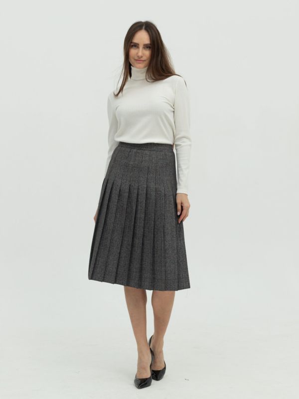 439290 Trika Skirt